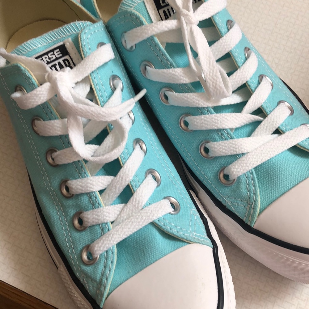Converse low top